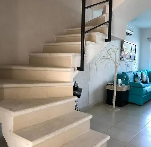 منزل بثلاث غرف نوم